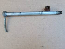1w2-25181-02-00 Yamaha It175 Front Axle It250 It400 It425