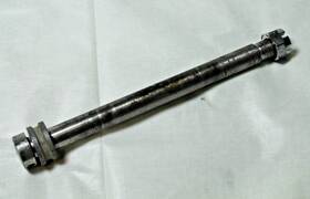 256-25381-00-00 Yamaha 1972 Xs2 Xs1 Tx650 Rear Axle