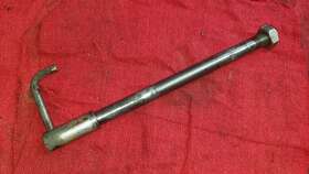 26a-25181-00-00 Yamaha Tt600 1983 Front Wheel Axle And Nut