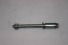 2e9-25181-00 Yamaha Yamahopper Front Wheel Shaft P2028