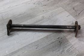 2jx-25381-00-00 Yamaha 1997 Tw200 Trailway Rear Axle Back Wheel Rim Pivot Bolt Axel