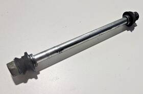 2k6-25381-10-00 Yamaha Rear Axle And Spacer 2008-2025 Xt250 Xt 250