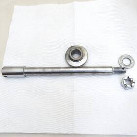 351-25181-10-00 Yamaha Rd 250 350 Oem Front Wheel Axle Assembly W Nut Spacer