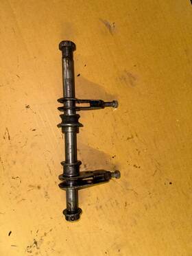 4312538100 Yamaha 76 It-400 Rear Wheel Axle Adjusters Spacers Yz-360