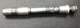 5be-25181-00 Yamaha Yz125 / 250 Front Axle 99-04 Used Oe P/n