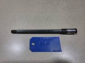 5ru-25181-10-00 Yamaha 2005 Majesty 400 Yp400 Front Axle Shaft Bolt #925.2-59