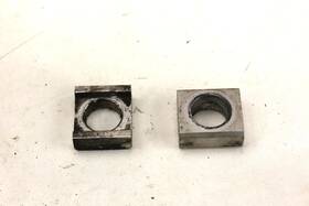 5sl-25389-00-00 Yamaha 5sl-25388-00-00 2004 Yzf R6 Oem Rear Axle Adjuster Blocks