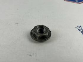 90179-16672-00 Yamaha 96 - 04 Yz250 Yz125 Yz 125 250 Front Wheel Axle Nut Oem