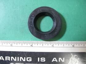 93102-21210-00 Yamaha 80 81 82 Yt125 Nos Oem Front Wheel Oil Seal Jh