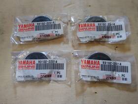 93102-22014 Yamaha Four 4 Nos Xs400 Rd200 Rd250 Rd400 R5 Cs6 Front Wheel Oil Seals
