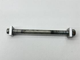 Br8-25381-00-00 Yamaha 2020 Yz85 Rear Wheel Axle Oem Pivot Spindle Bolt Yz 85