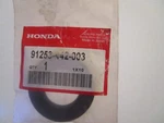 Nos Honda CB1000 CB1100 CB400 CB450 CB500 CBR1000 Oil Seal PN:91253-442-003. Fixed Price $9.99.