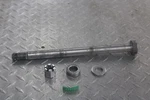 1972 Suzuki GT750 Lemans Rear Wheel Axle 64711-31000. Fixed Price $39.95.